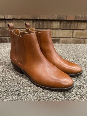 Lauren Ralph Lauren Cognac Leather Chelsea Boots Size 9